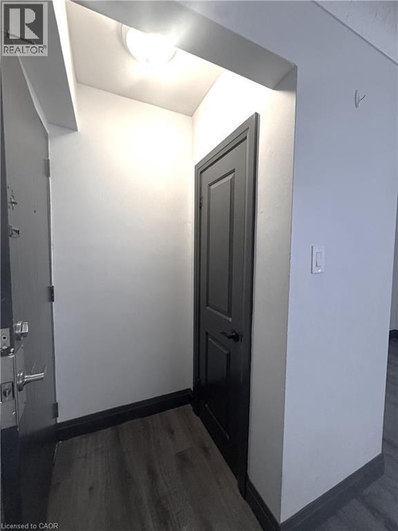 245 Mohawk Road E Unit# 6, Hamilton, ON - Indoor Photo Showing Other Room