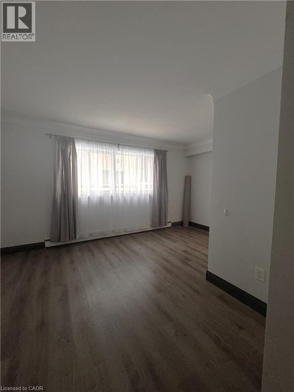 245 Mohawk Road E Unit# 4, Hamilton, ON - Indoor Photo Showing Other Room