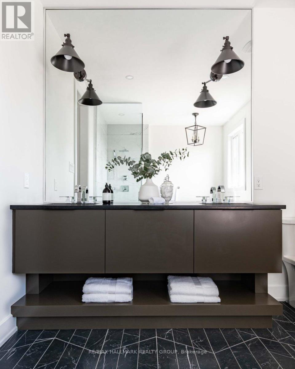 Images are to showcase builder finishes only. - 611 Persimmon Way, Ottawa, ON - Indoor Photo Showing Other Room