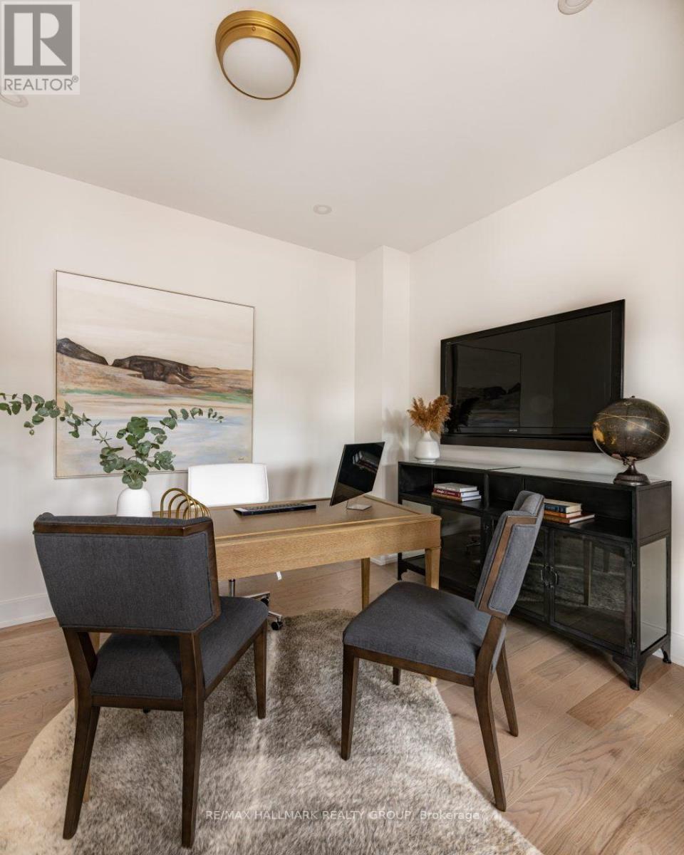 Images are to showcase builder finishes only. - 611 Persimmon Way, Ottawa, ON - Indoor