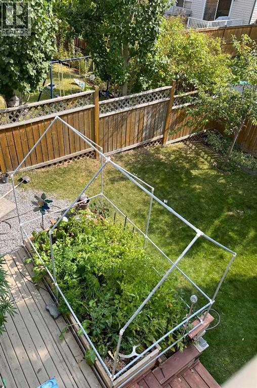 30 Tuscarora Way Nw, Calgary, AB - Outdoor