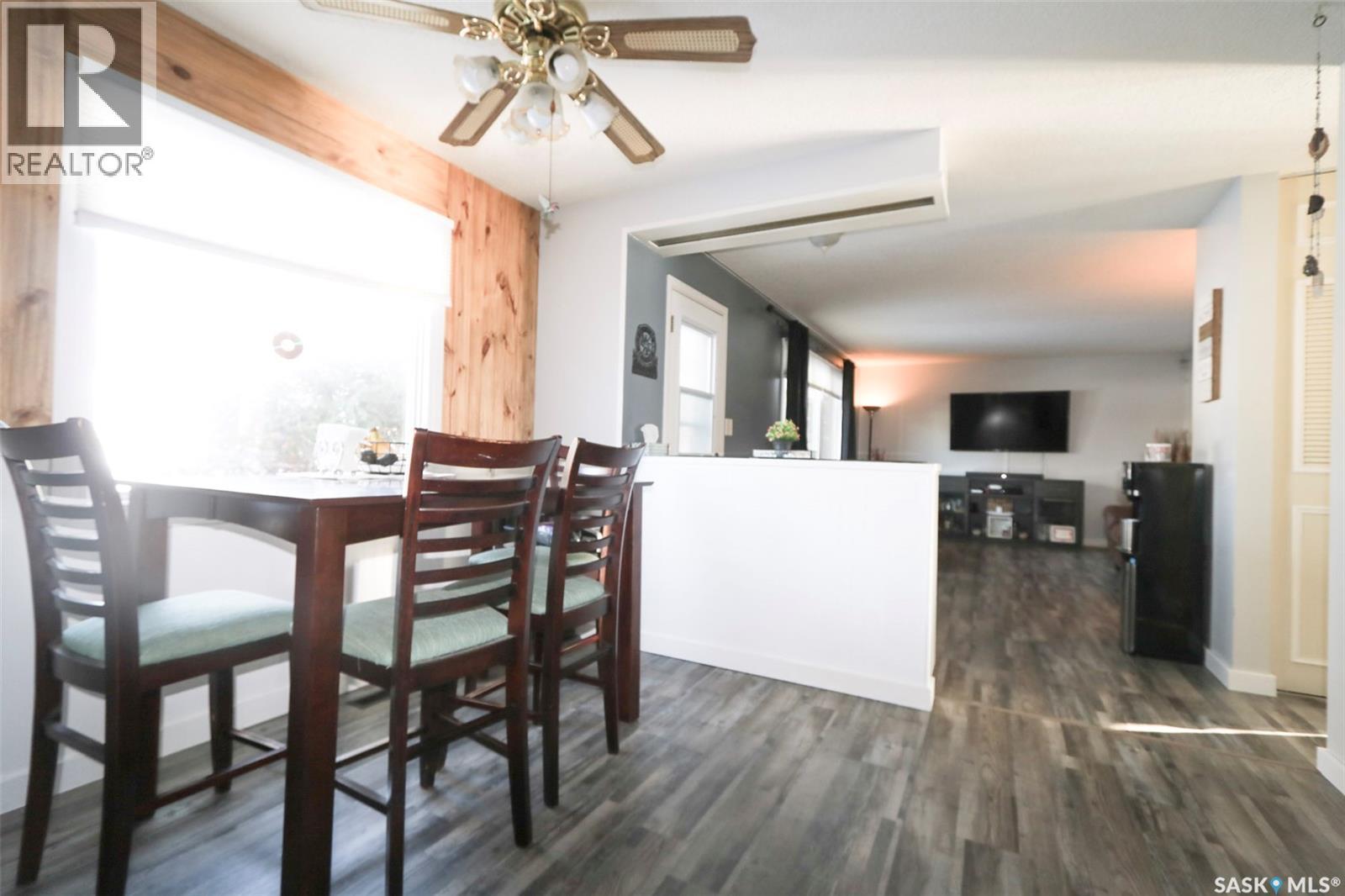 91 Collacott Drive, Yorkton, SK - Indoor Photo Showing Dining Room