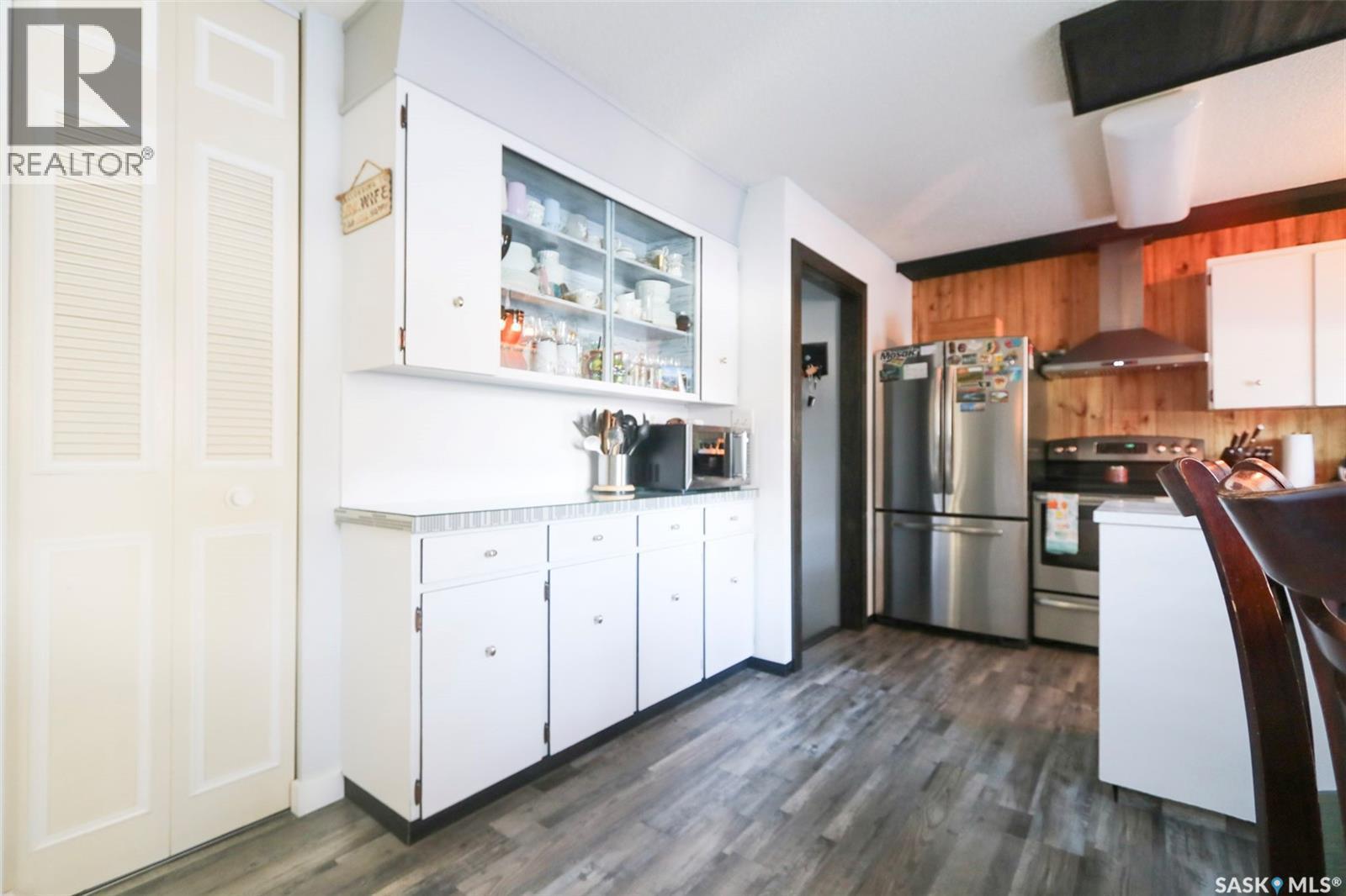 91 Collacott Drive, Yorkton, SK - Indoor Photo Showing Kitchen