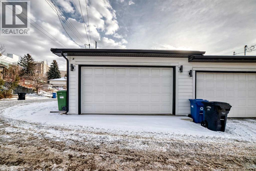 923 36A Street Nw, Calgary, AB - Outdoor With Exterior