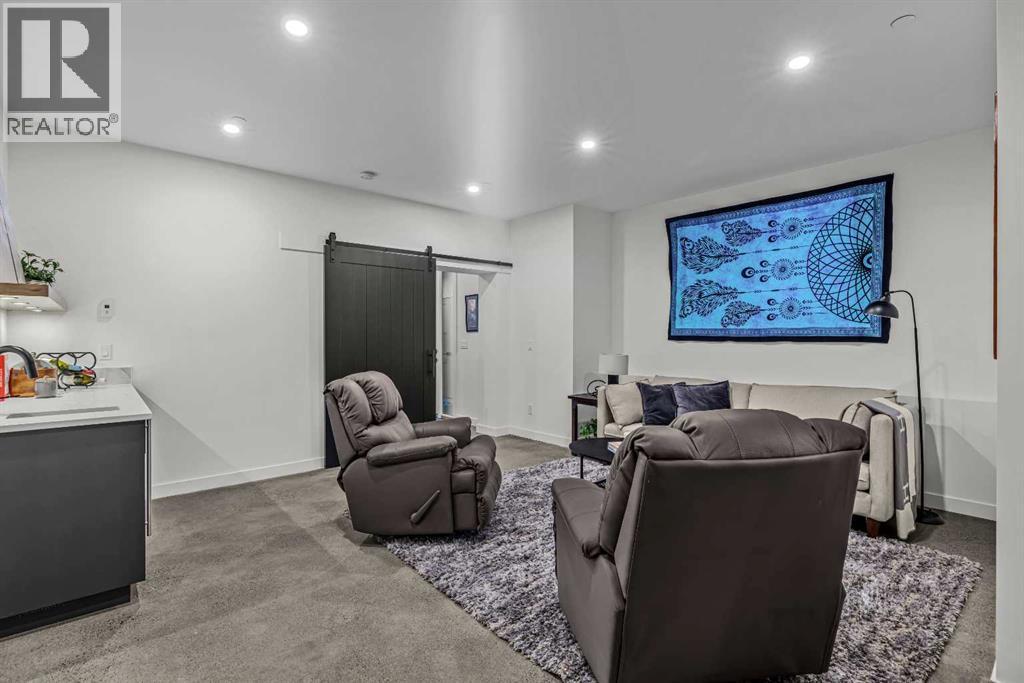 283C Three Sisters Drive, Canmore, AB - Indoor