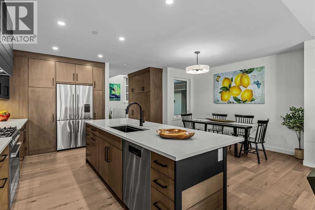 283C Three Sisters Drive, Canmore, AB - Indoor Photo Showing Kitchen With Upgraded Kitchen