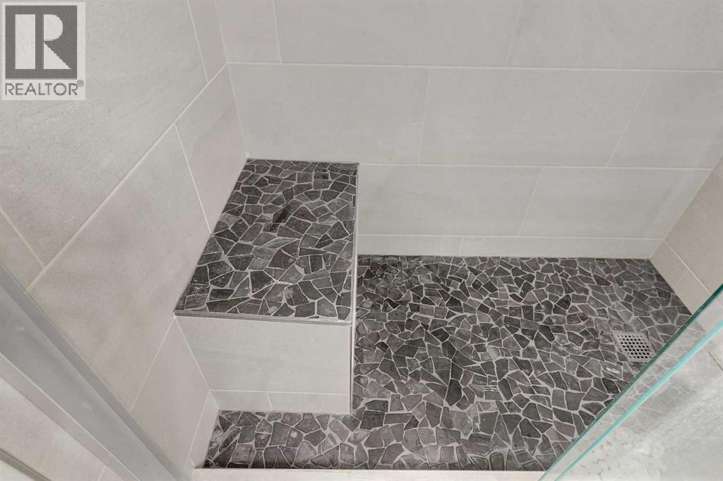 706 7 Street, Beaverlodge, AB - Indoor