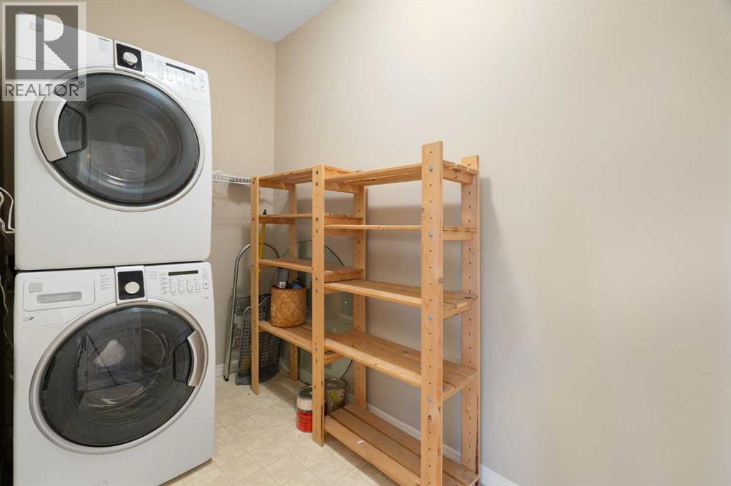 404, 2422 Erlton Street Sw, Calgary, AB - Indoor Photo Showing Laundry Room