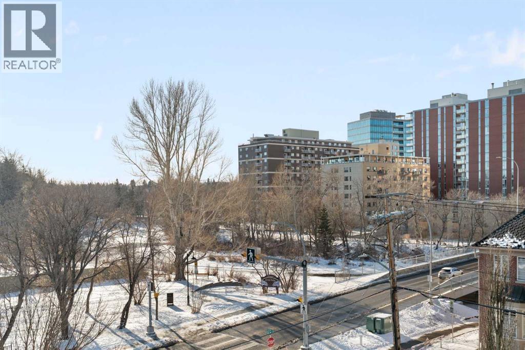 404, 2422 Erlton Street Sw, Calgary, AB - Outdoor With View