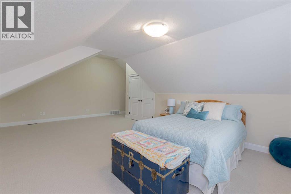 4622 93A Street, Wedgewood, AB - Indoor Photo Showing Bedroom