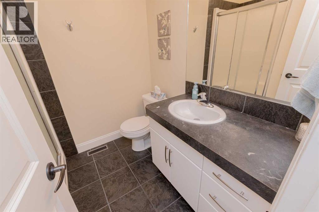 4622 93A Street, Wedgewood, AB - Indoor Photo Showing Bathroom