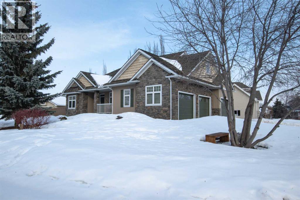 4622 93A Street, Wedgewood, AB - Outdoor With Facade