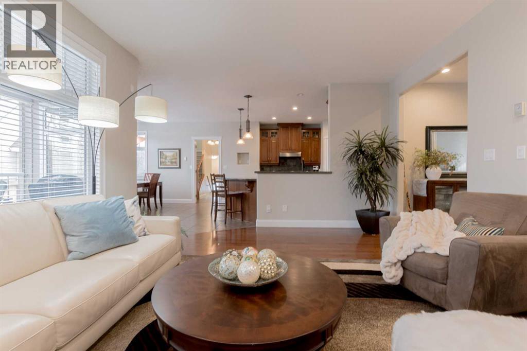 4622 93A Street, Wedgewood, AB - Indoor Photo Showing Living Room