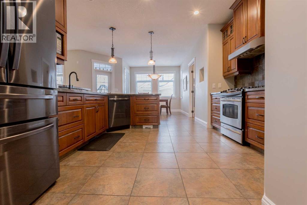 4622 93A Street, Wedgewood, AB - Indoor Photo Showing Kitchen