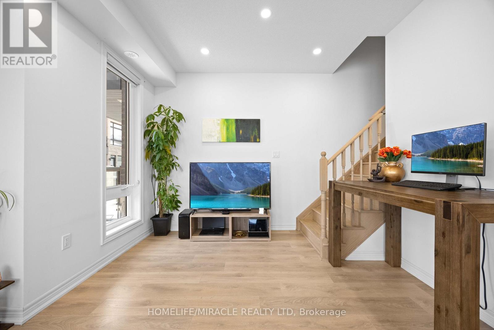 104 - 9470 The Gore Road, Brampton, ON - Indoor Photo Showing Other Room