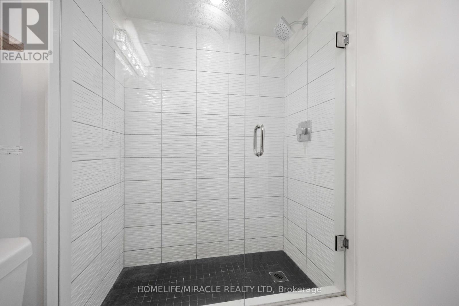 104 - 9470 The Gore Road, Brampton, ON - Indoor Photo Showing Bathroom