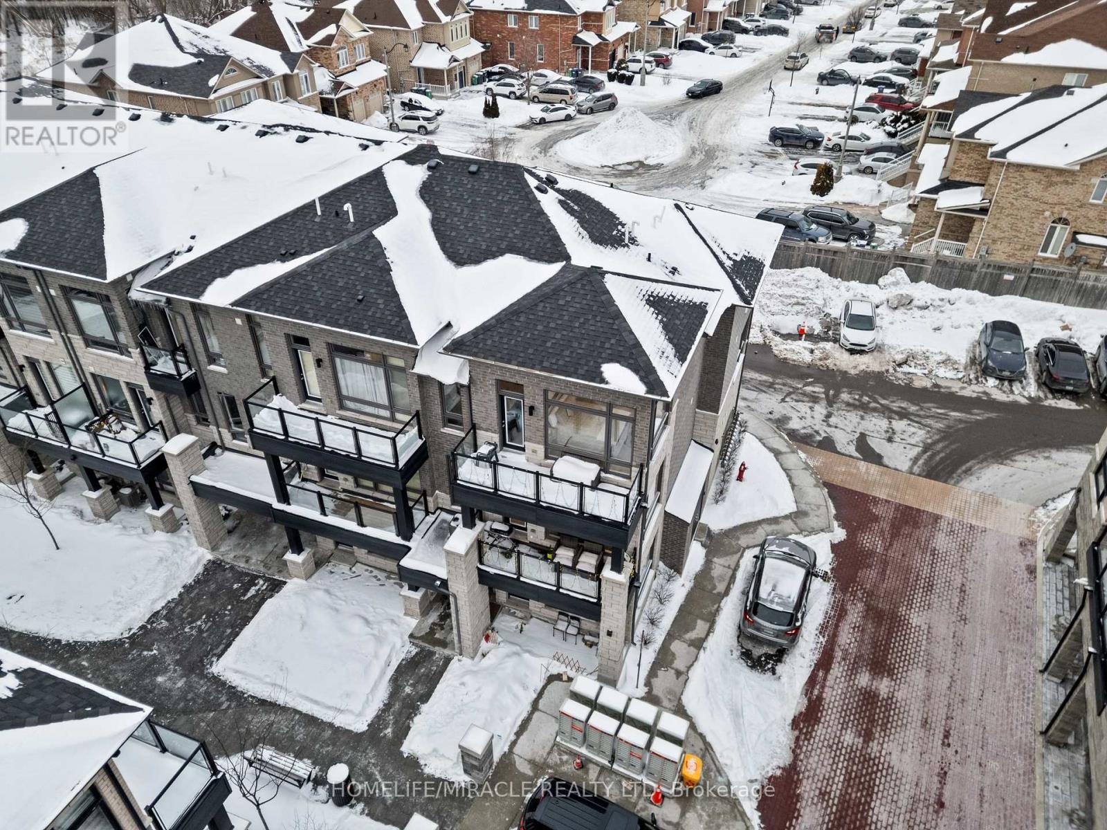 104 - 9470 The Gore Road, Brampton, ON - Outdoor