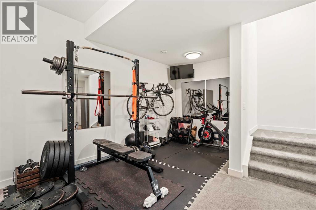 1940 Bowness Road Nw, Calgary, AB - Indoor Photo Showing Gym Room