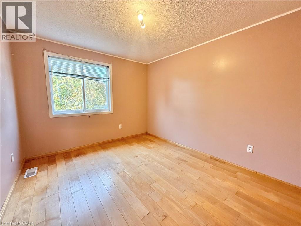 63 Jordan Drive, Cambridge, ON - Indoor Photo Showing Other Room