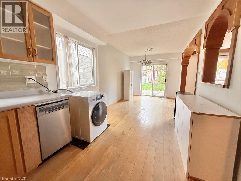 63 Jordan Drive, Cambridge, ON - Indoor Photo Showing Laundry Room