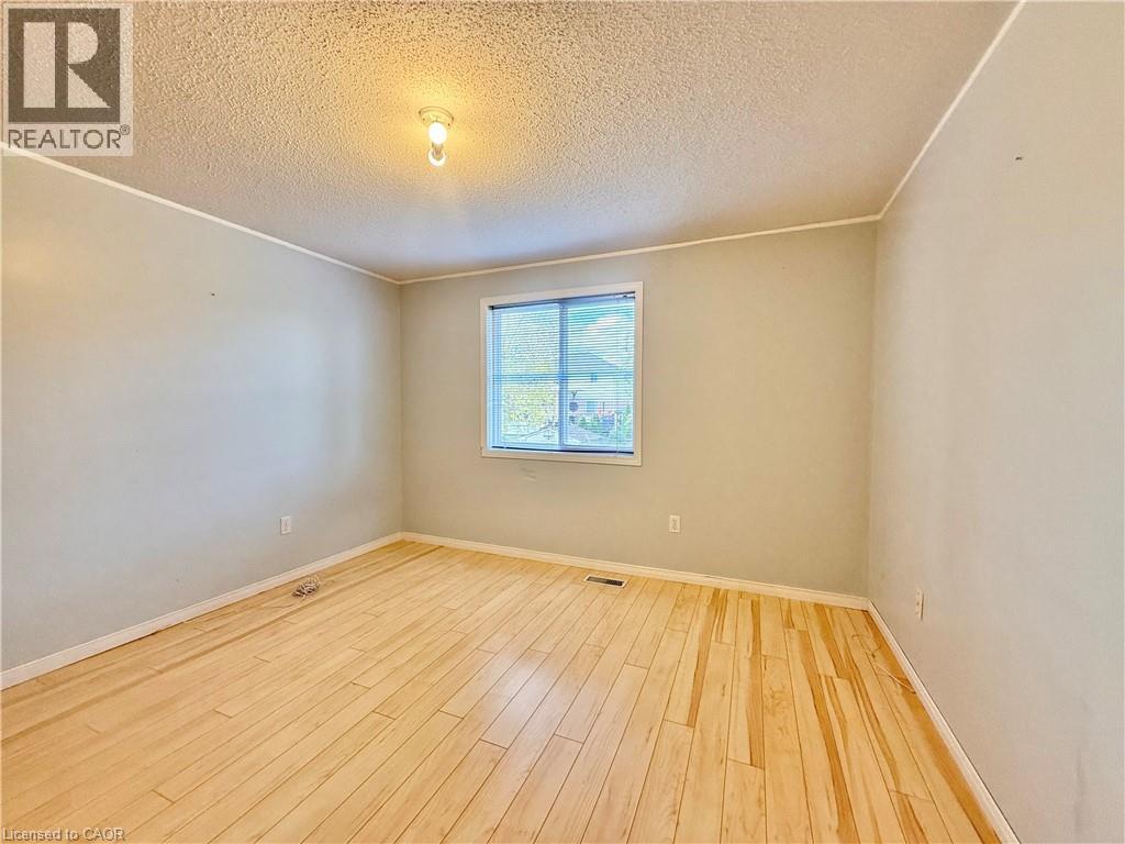 63 Jordan Drive, Cambridge, ON - Indoor Photo Showing Other Room