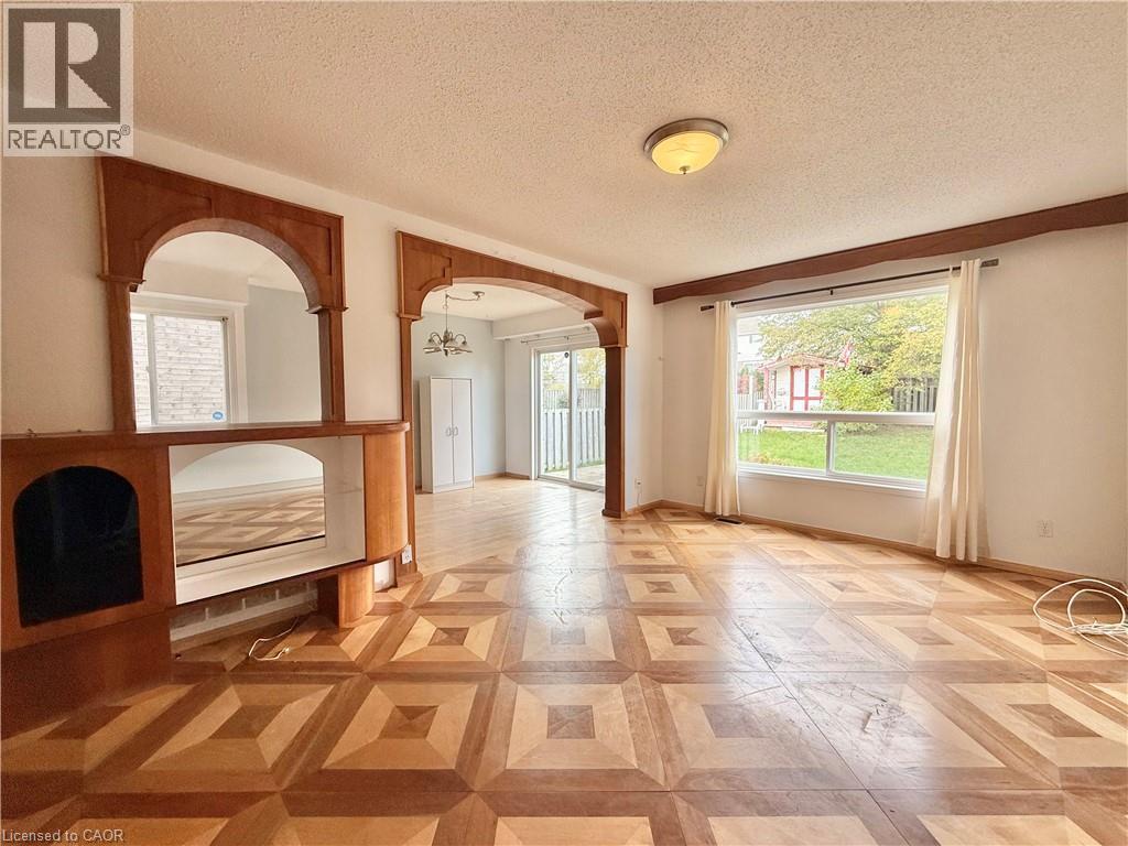 63 Jordan Drive, Cambridge, ON - Indoor Photo Showing Other Room