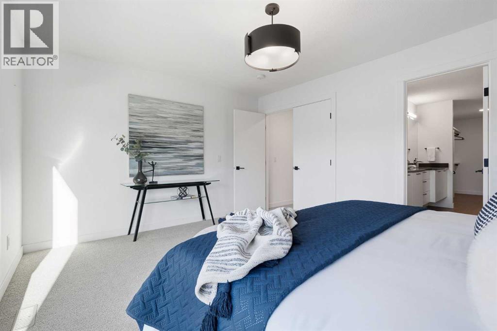 2104 17A Street Sw, Calgary, AB - Indoor Photo Showing Bedroom