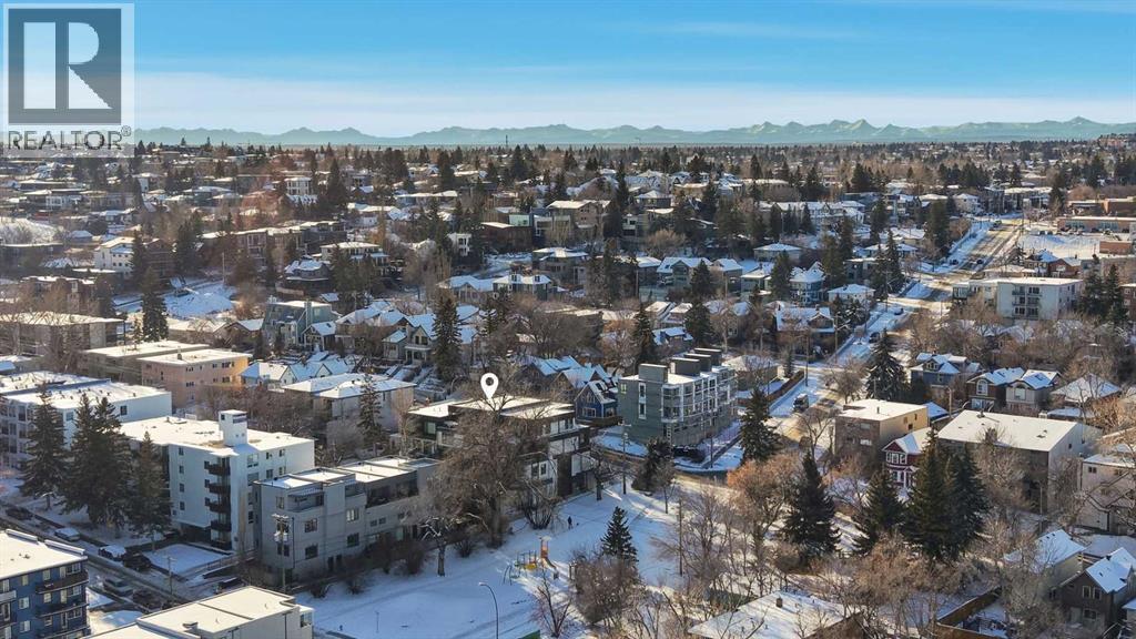 2104 17A Street Sw, Calgary, AB - Outdoor With View