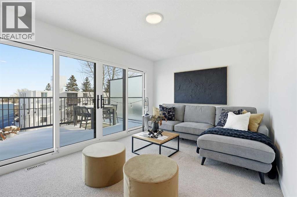 2104 17A Street Sw, Calgary, AB - Indoor Photo Showing Living Room