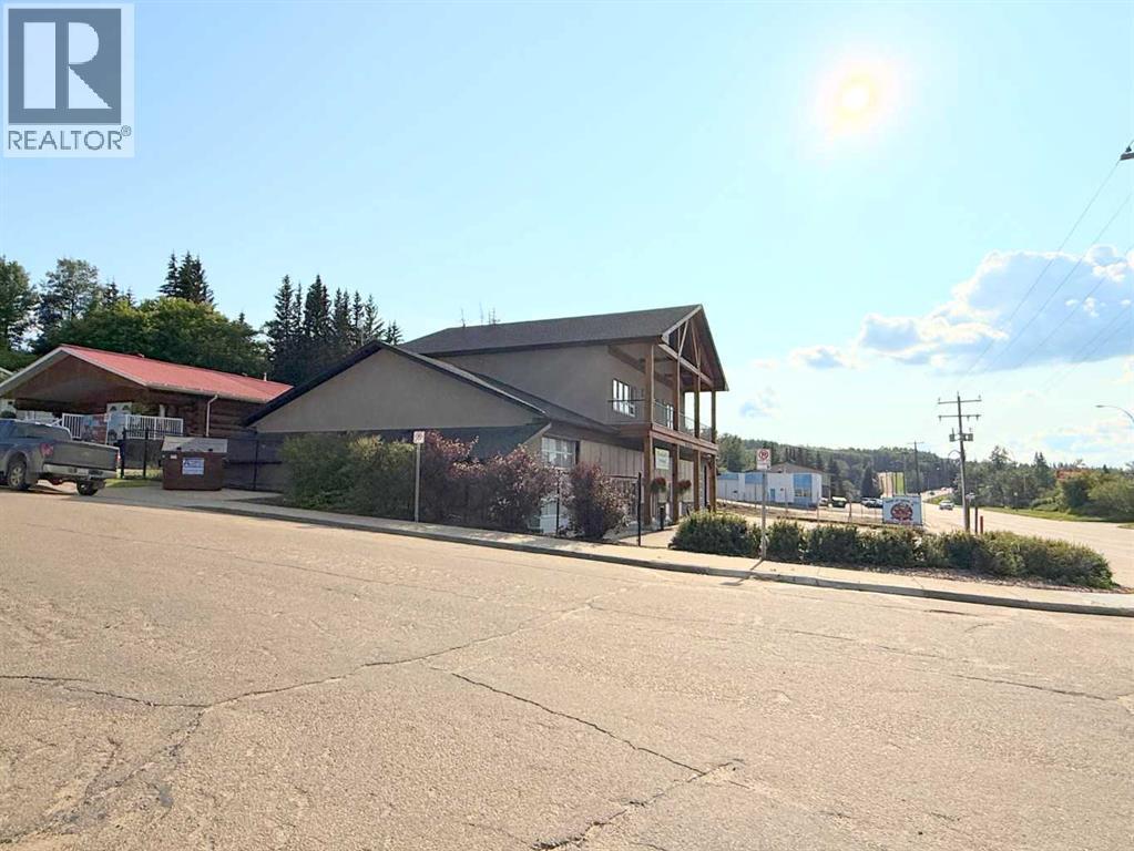 5302 50 Avenue, Athabasca, AB