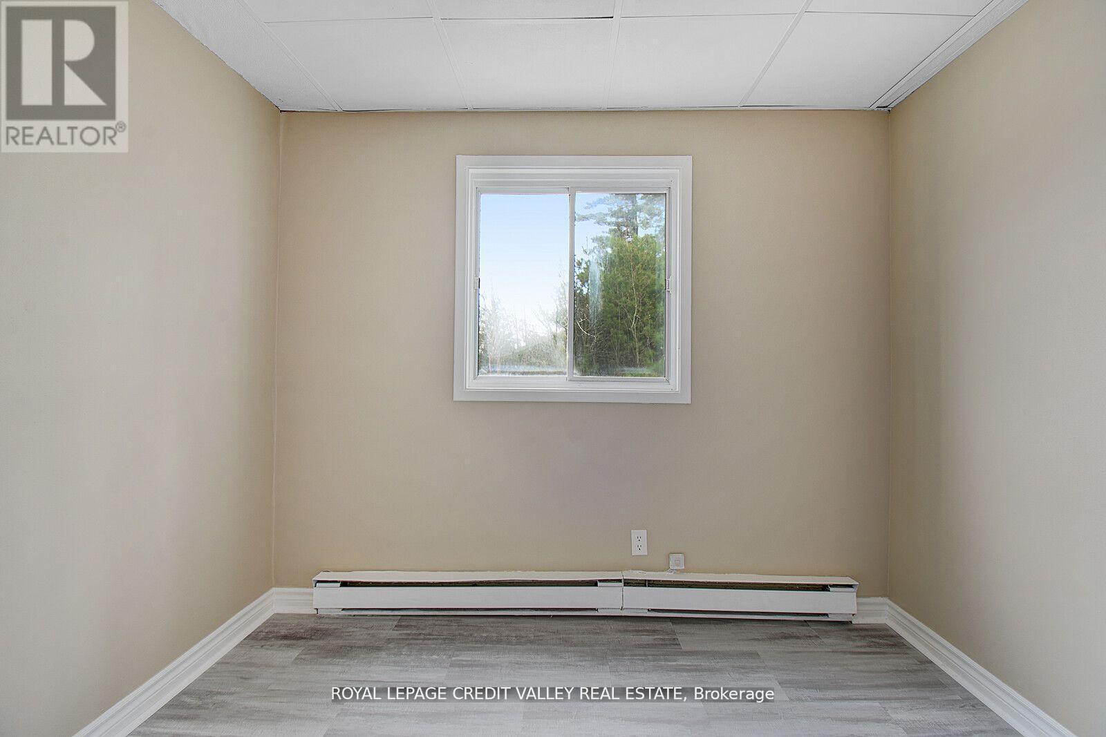 105 Hastings Street N, Bancroft, ON