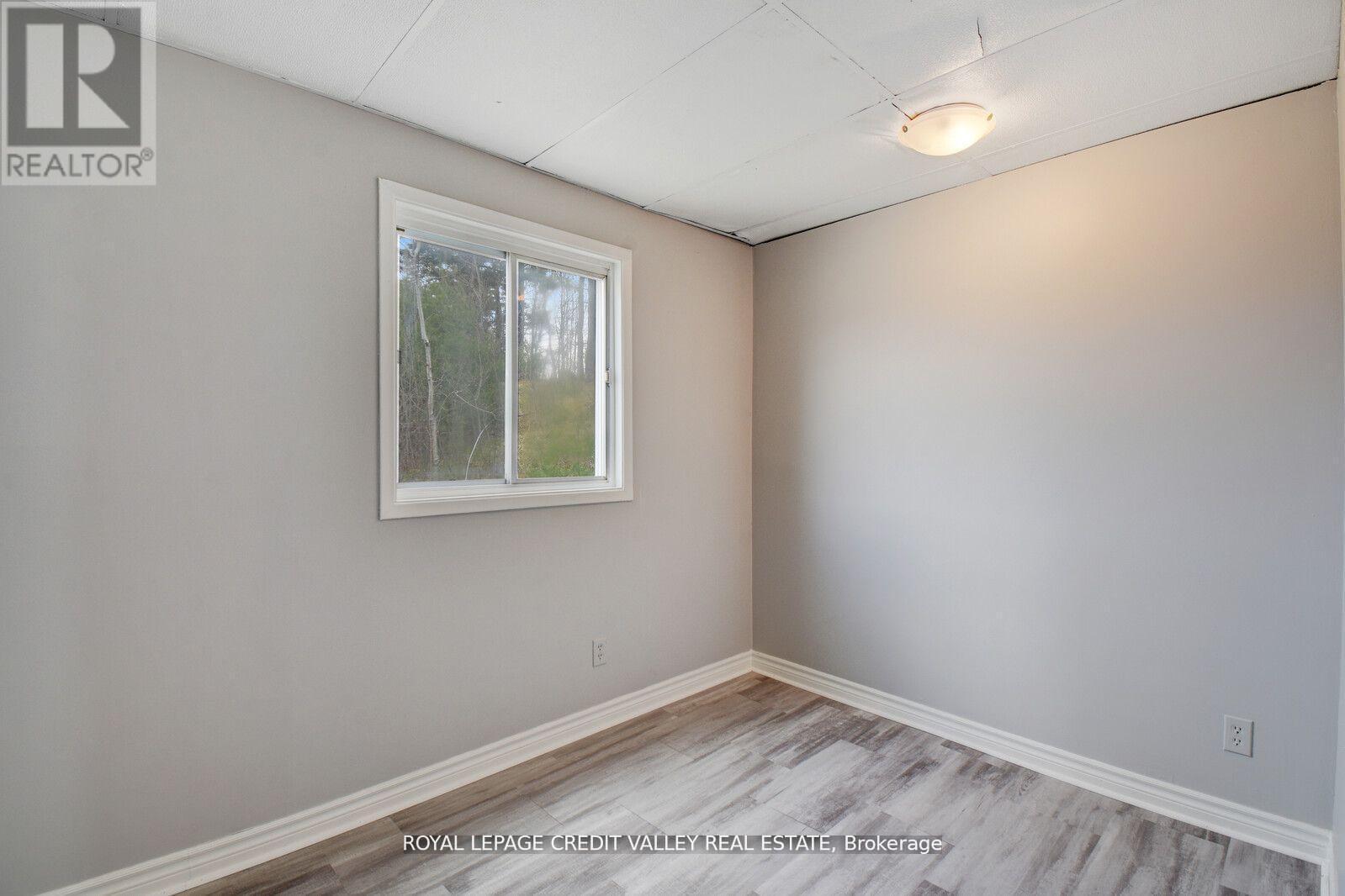 105 Hastings Street N, Bancroft, ON