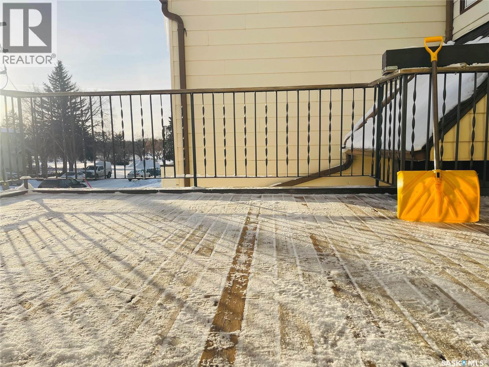 5026 10Th Avenue, Regina, SK -