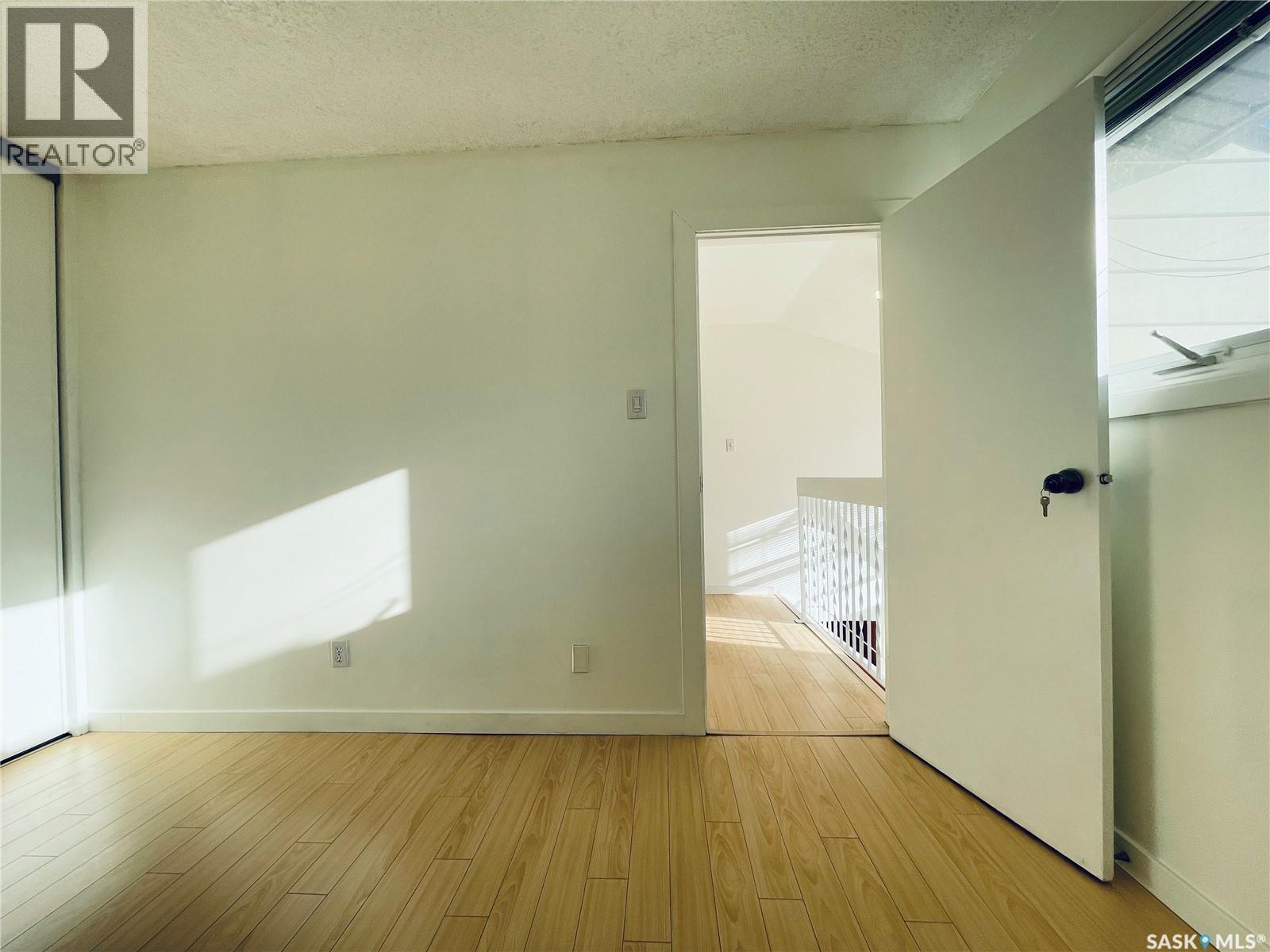 5026 10Th Avenue, Regina, SK - Indoor Photo Showing Other Room