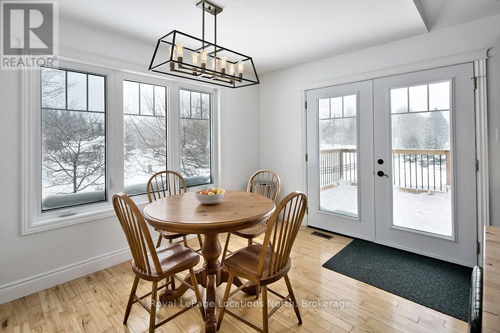 176 Semple Lane, Grey Highlands, ON - Indoor Photo Showing Dining Room