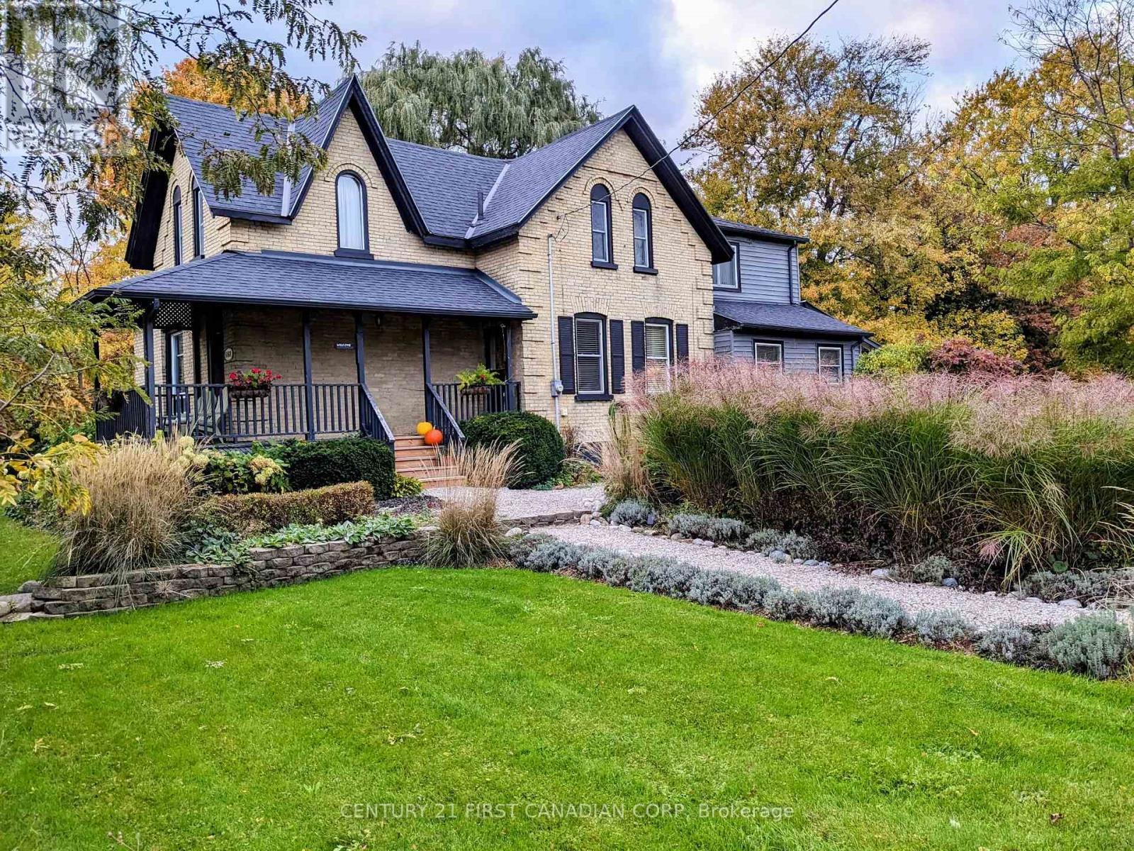 6168 William Street, Lucan Biddulph (Lucan), ON - Outdoor With Deck Patio Veranda