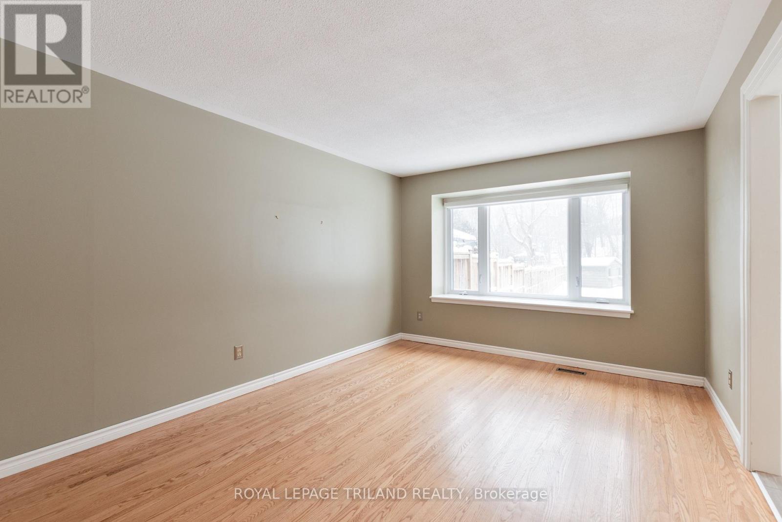 120 Killarney Court, London North (North H), ON - Indoor Photo Showing Other Room