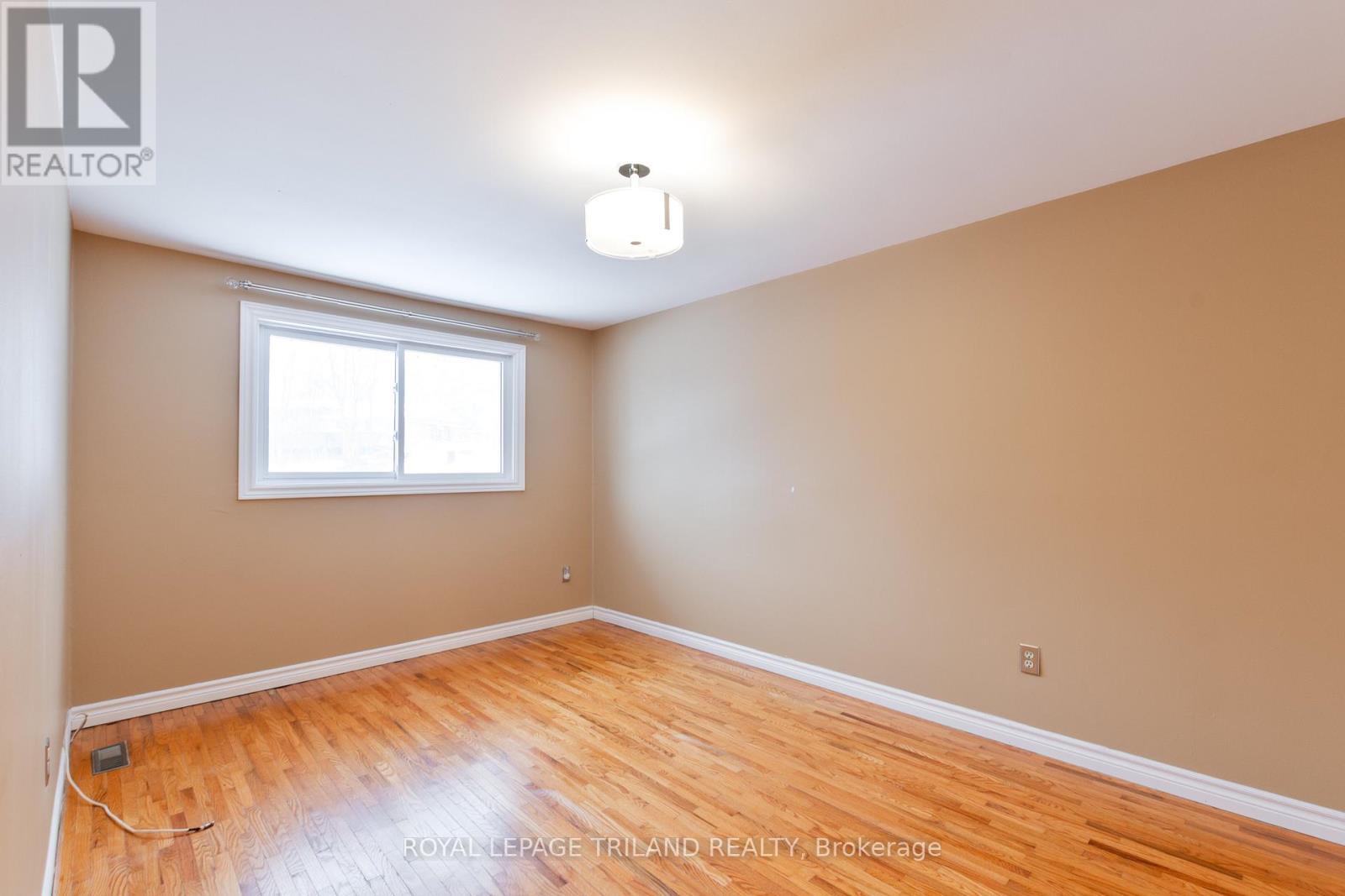 120 Killarney Court, London North (North H), ON - Indoor Photo Showing Other Room