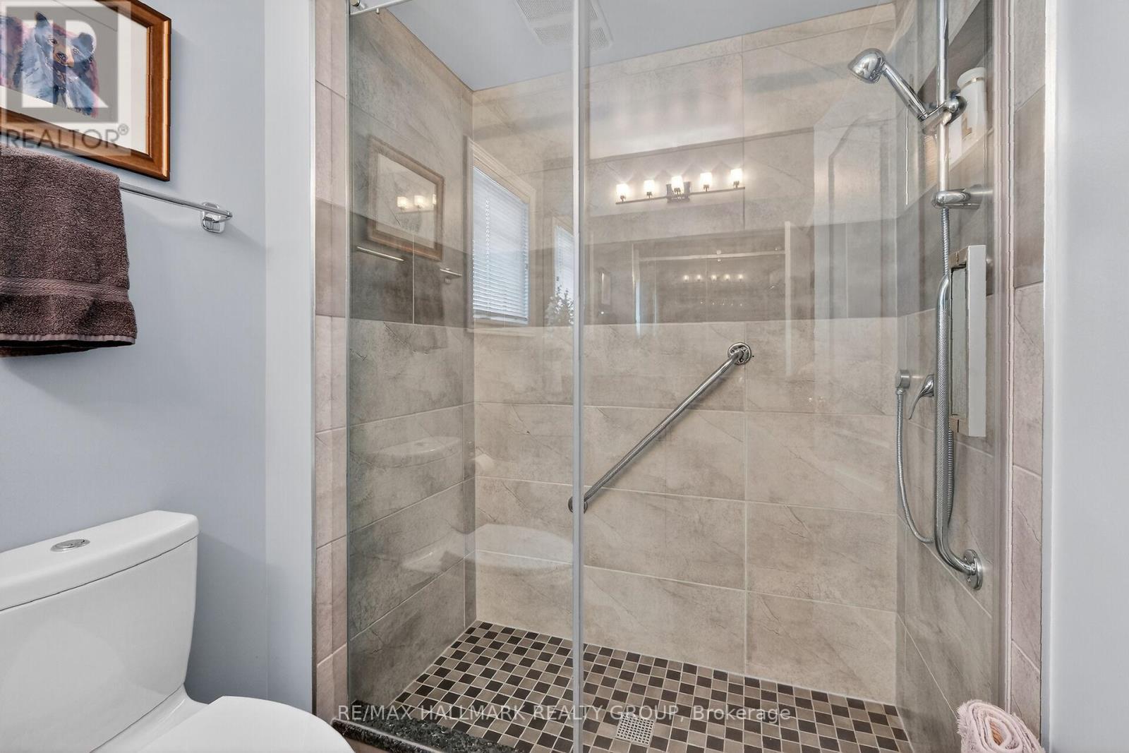 1715 Hunters Run Drive, Ottawa, ON - Indoor Photo Showing Bathroom