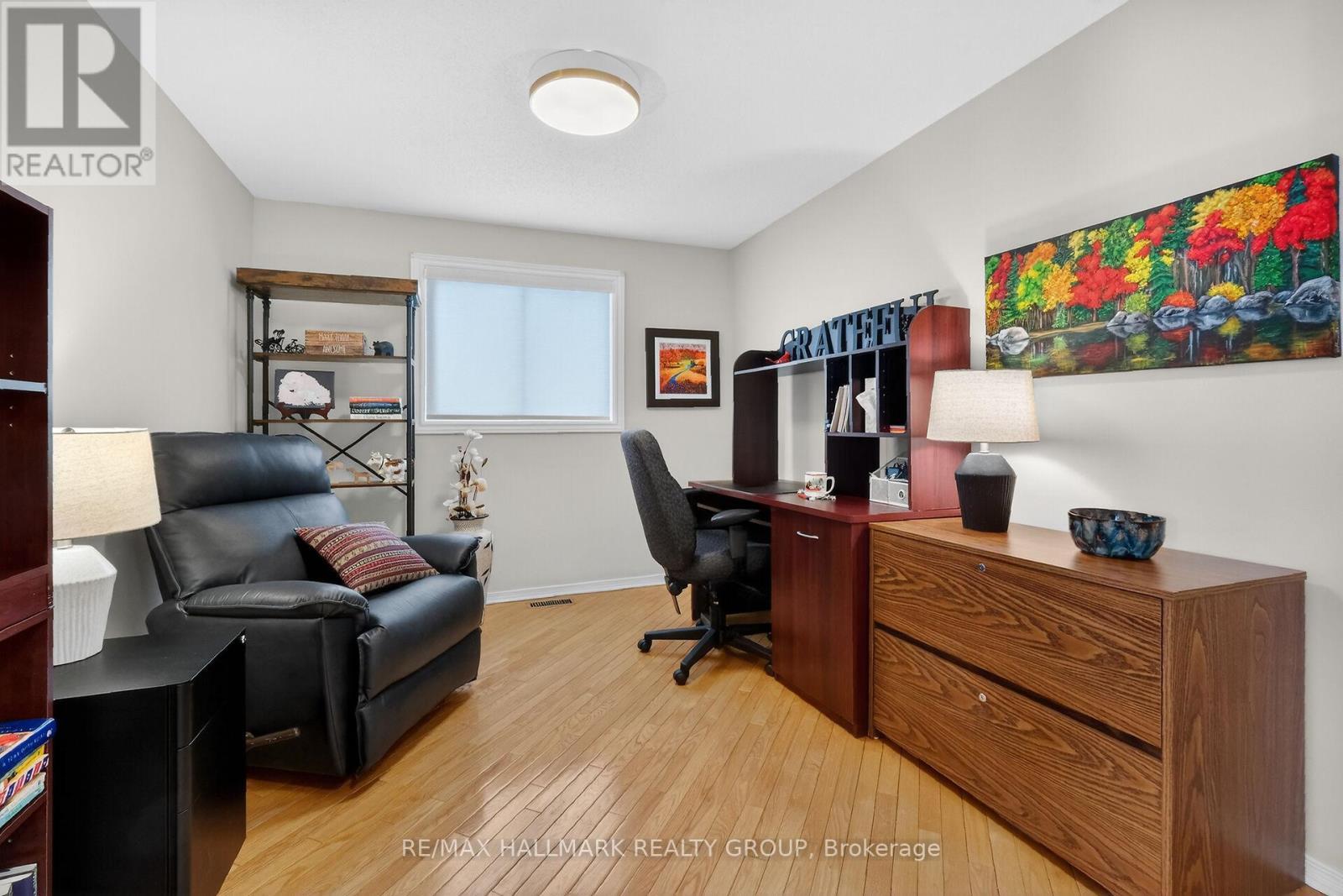 1715 Hunters Run Drive, Ottawa, ON - Indoor