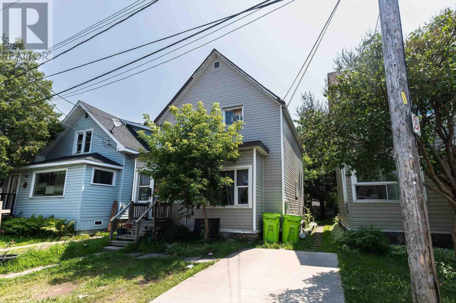 22 Blucher St, Sault Ste. Marie, ON - Outdoor With Facade