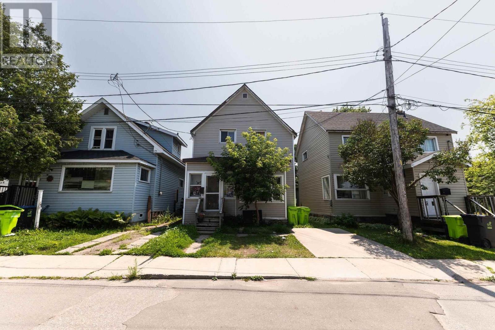 22 Blucher St, Sault Ste. Marie, ON - Outdoor With Facade