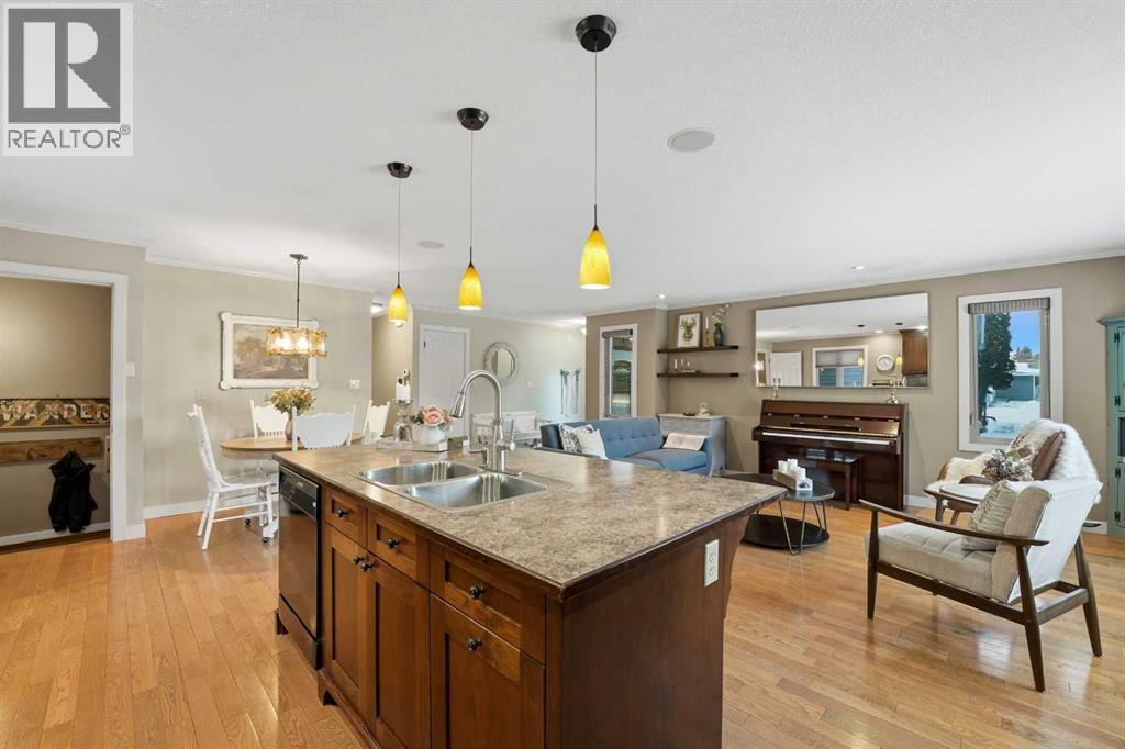 14 Sherwood Crescent, Red Deer, AB - Indoor Photo Showing Kitchen With Double Sink