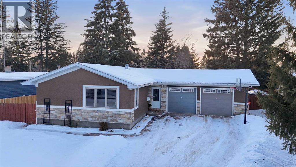 14 Sherwood Crescent, Red Deer, AB - Outdoor