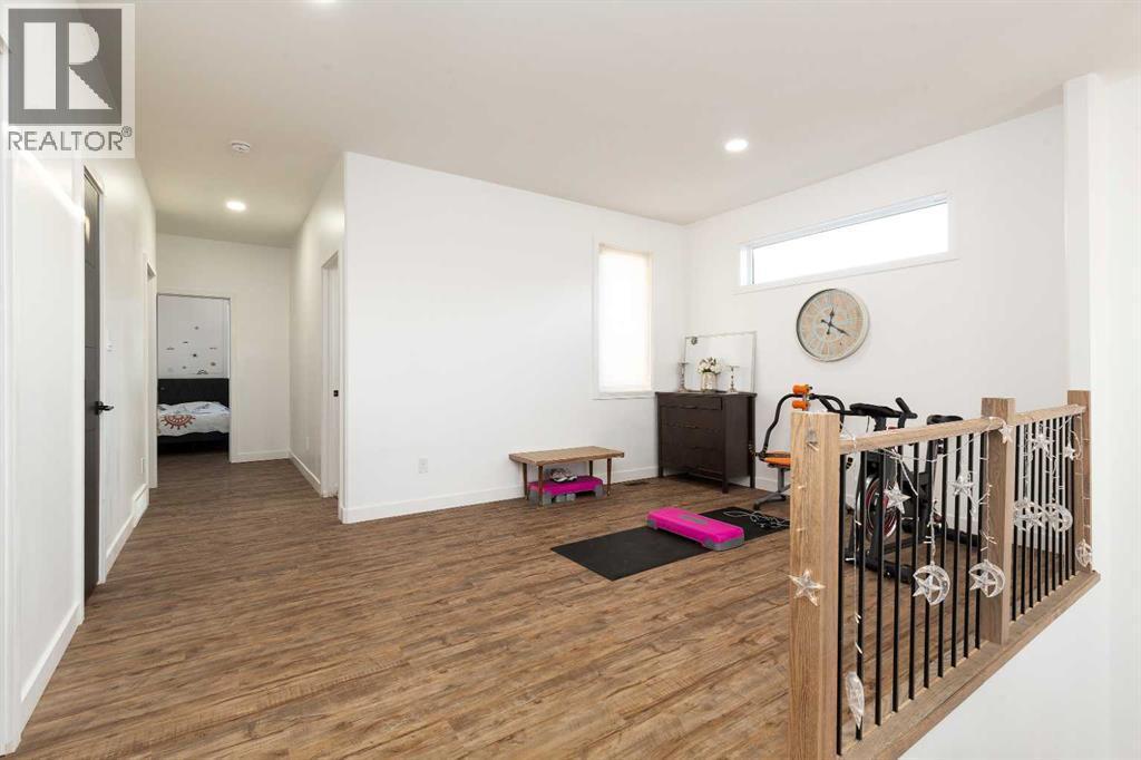 344 Rivergrove Chase W, Lethbridge, AB - Indoor Photo Showing Other Room