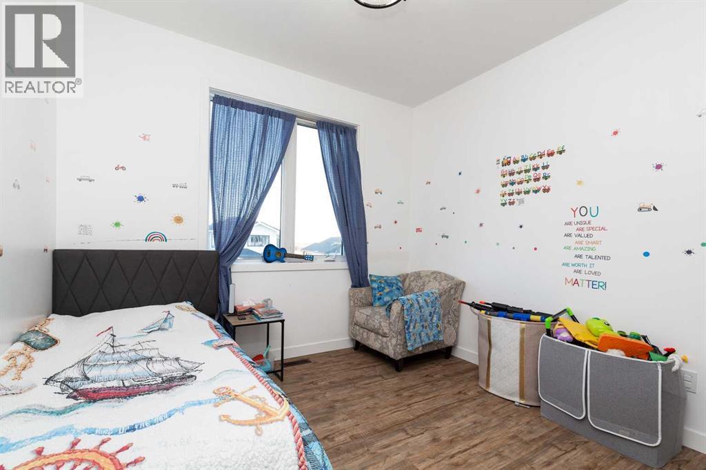 344 Rivergrove Chase W, Lethbridge, AB - Indoor Photo Showing Bedroom