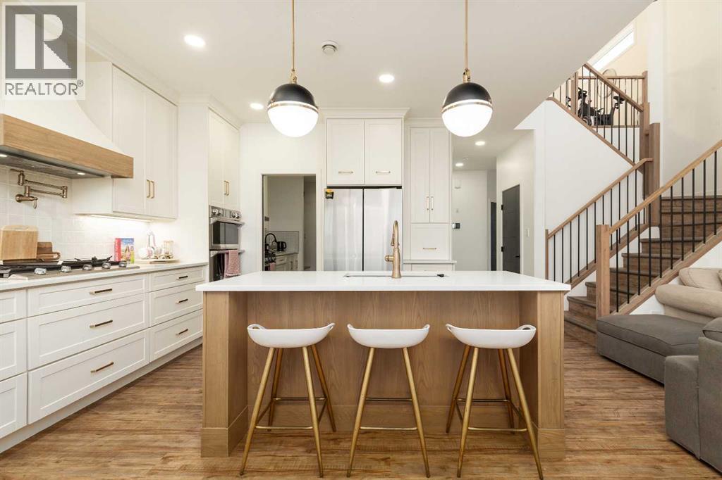 344 Rivergrove Chase W, Lethbridge, AB - Indoor Photo Showing Kitchen With Upgraded Kitchen