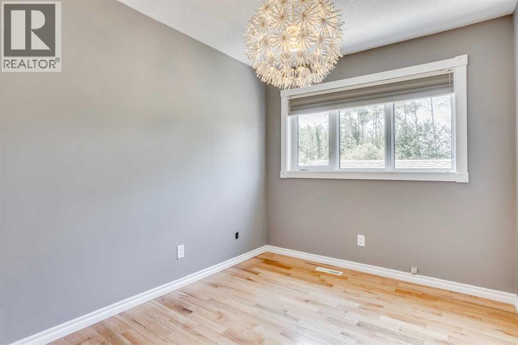 117 Cheecham Court, Anzac, AB - Indoor Photo Showing Other Room