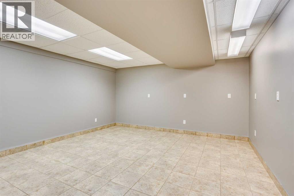 117 Cheecham Court, Anzac, AB - Indoor