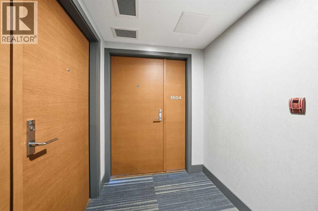 1604, 510 6 Avenue Se, Calgary, AB - Indoor Photo Showing Other Room